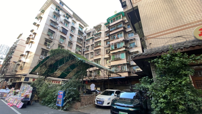 滨江市场外景图