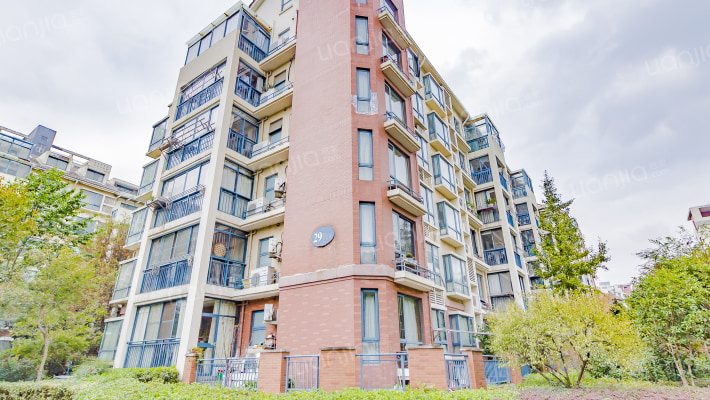 香江花城金桂苑外景图