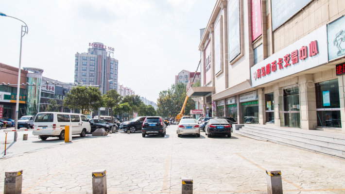 颐和广厦外景图