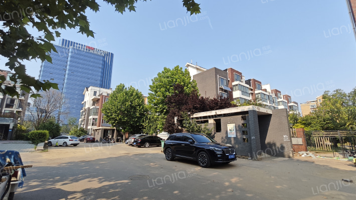 西山庭院外景图