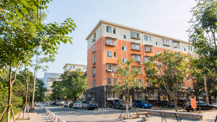 老山东里外景图