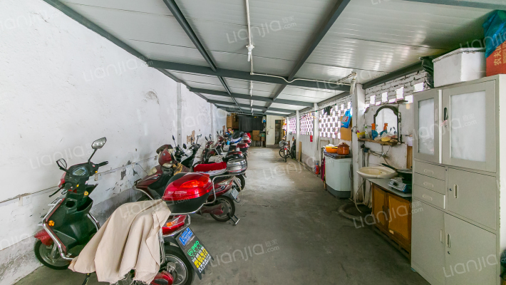 天山路475弄外景图