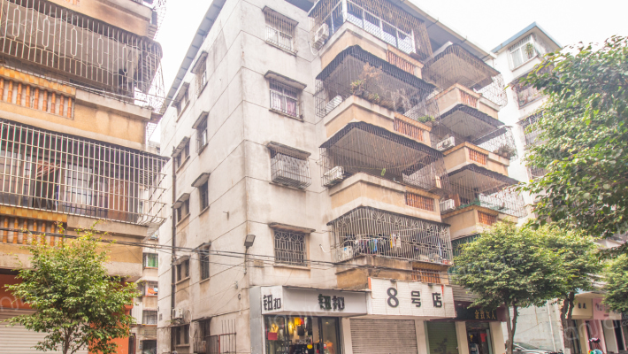 甘泉街13号外景图