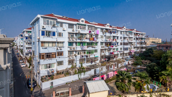 东沟六村外景图