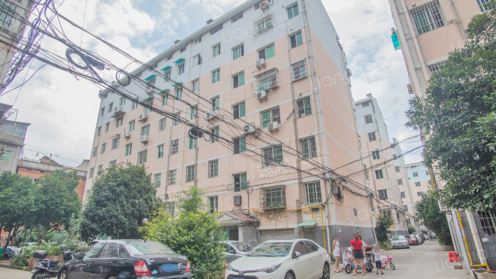 新街花园外景图