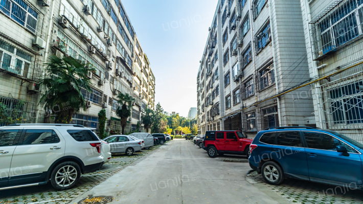 雁塔区国税局家属院外景图