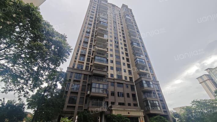 华海山屿海外景图