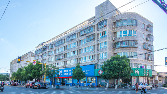 芦山茗楼外景图