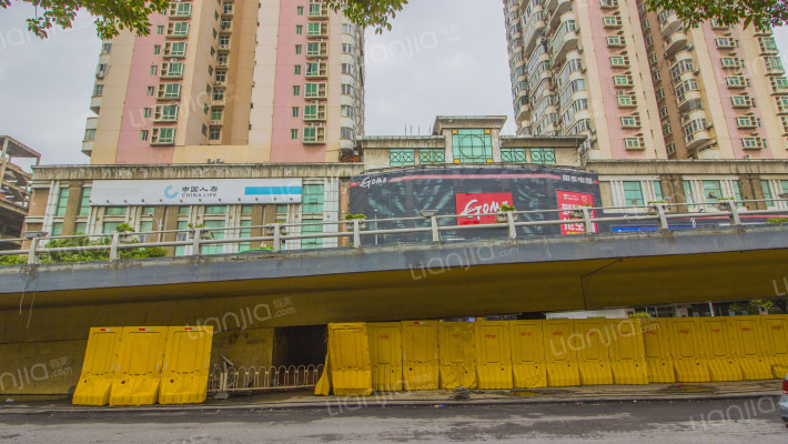 国贸广场外景图