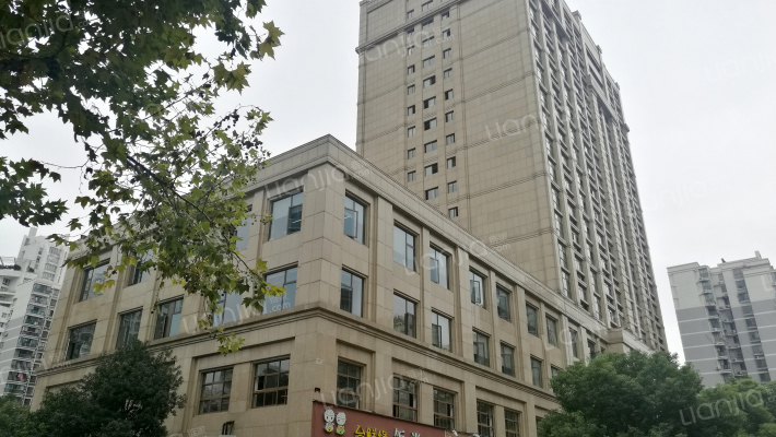 蓝海时代国际大厦外景图