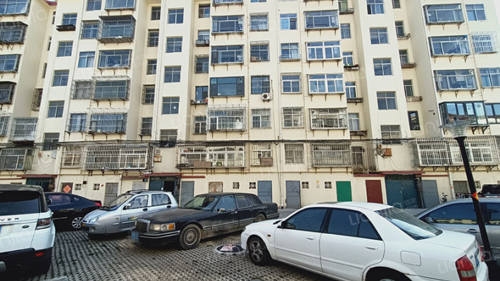 京蓬黄金小区外景图