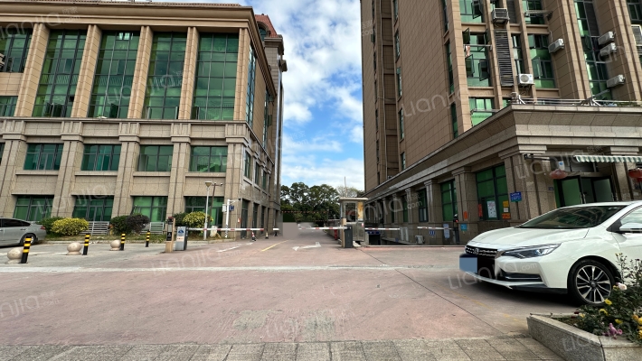 元润国际外景图