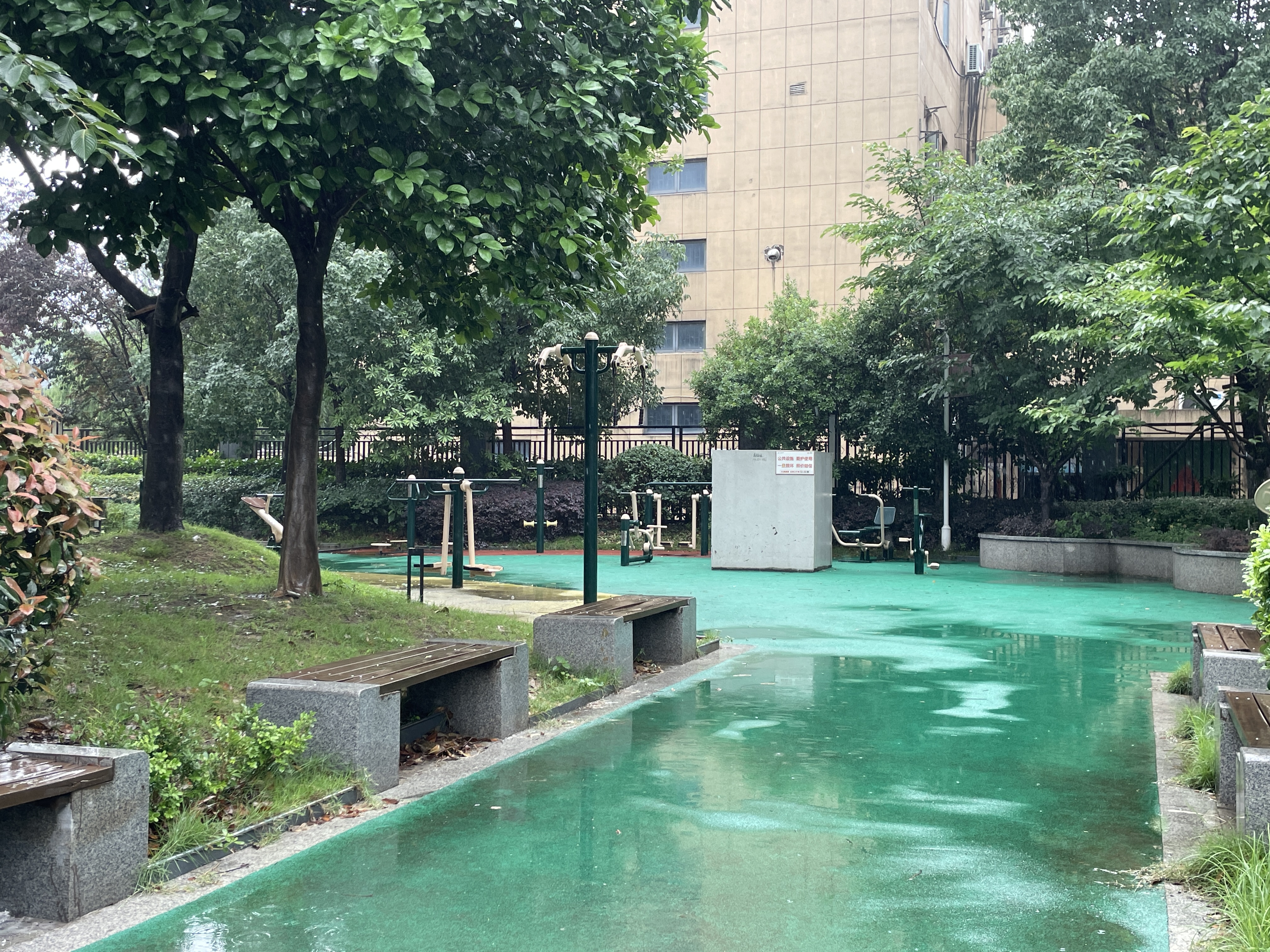 衍新玉府小区实景 5
