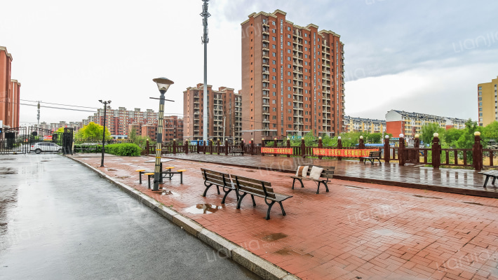 万龙第八城A区外景图