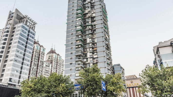 建国公寓外景图