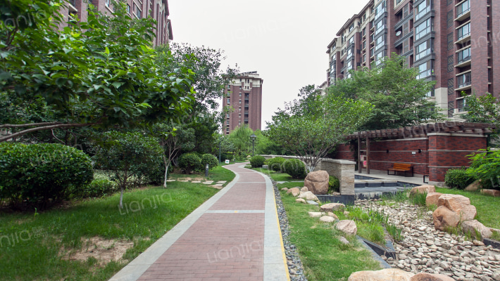 万科城市花园一期外景图