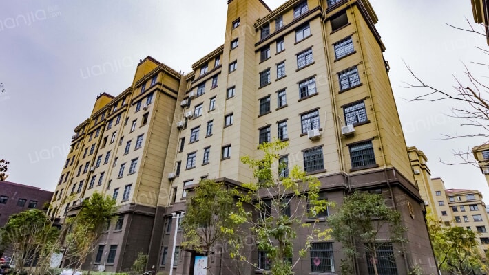 文一名门皇马D区外景图