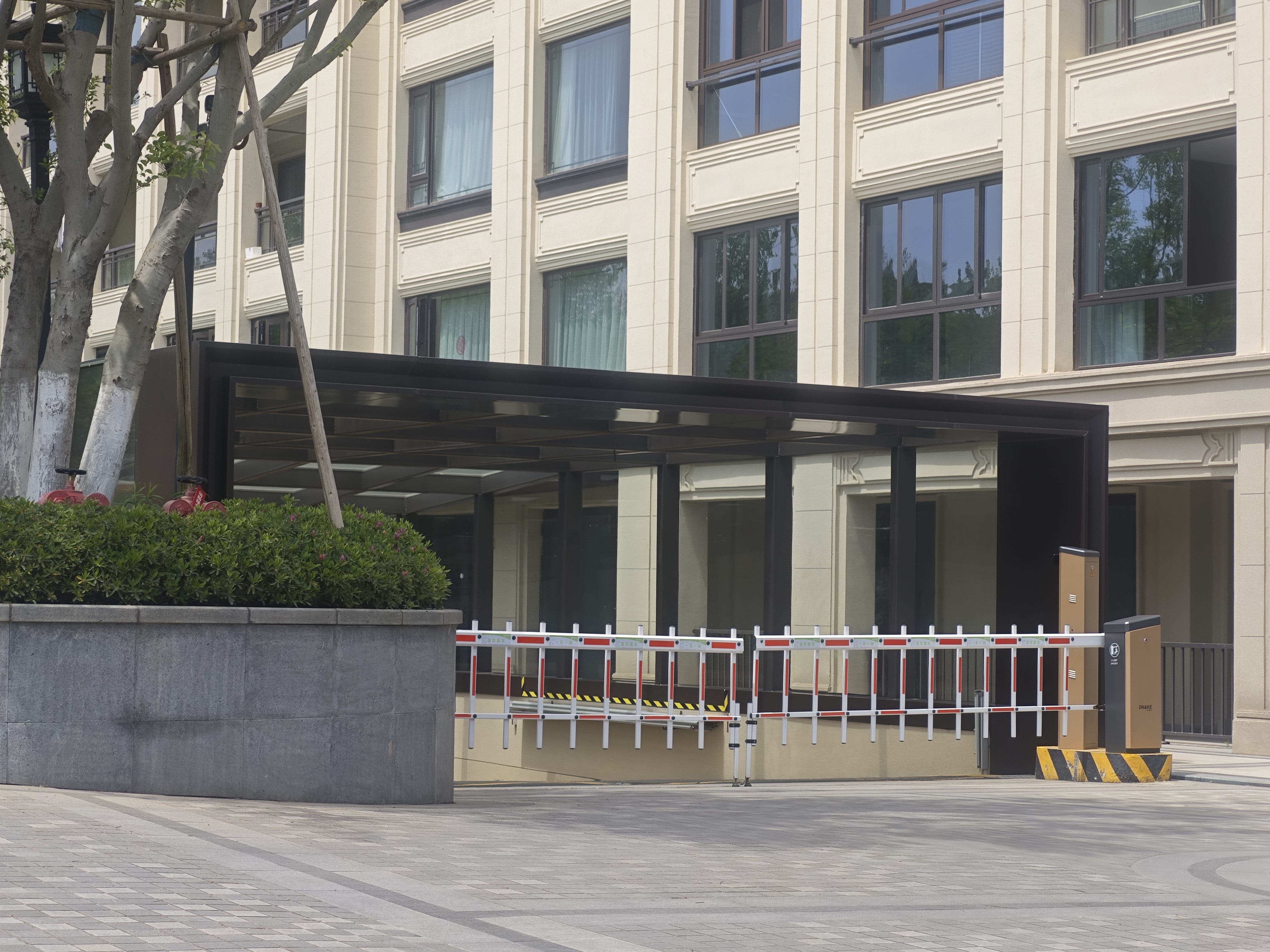绿城茗春苑小区实景 7