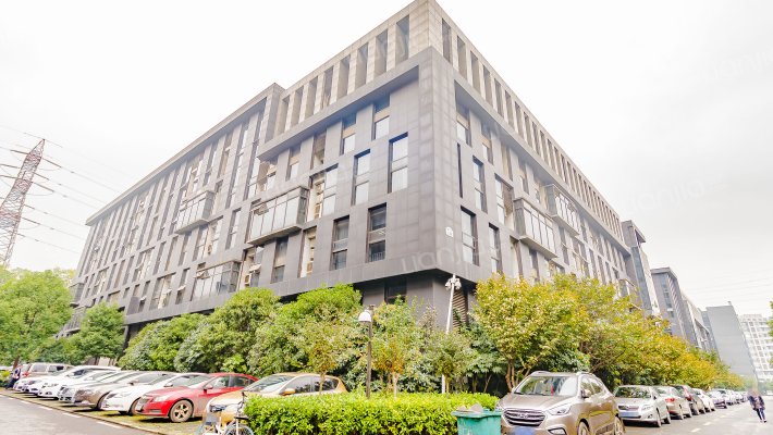 光谷总部空间外景图