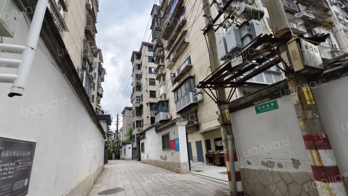 省外事办宿舍外景图