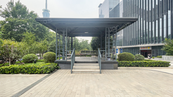 居然之家（曲江店）外景图