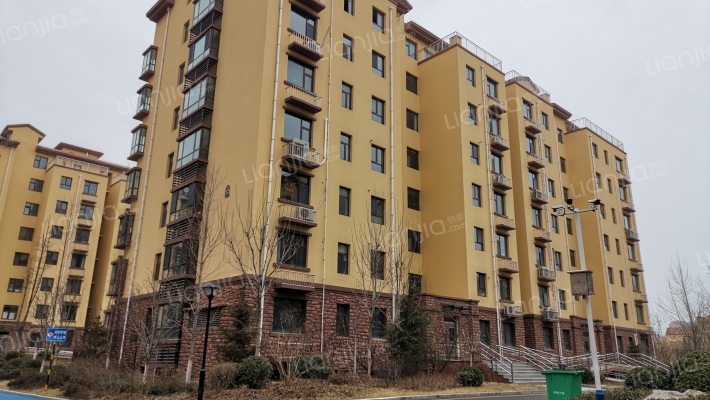 格林小镇外景图