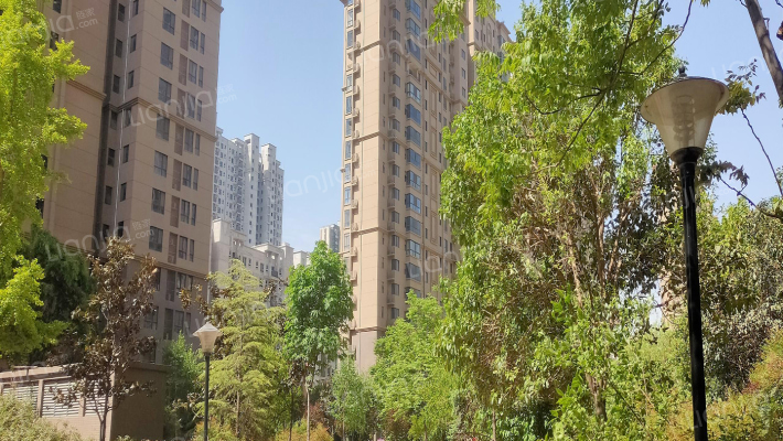 利君未来城一期外景图