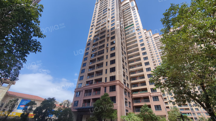 天润嘉园外景图