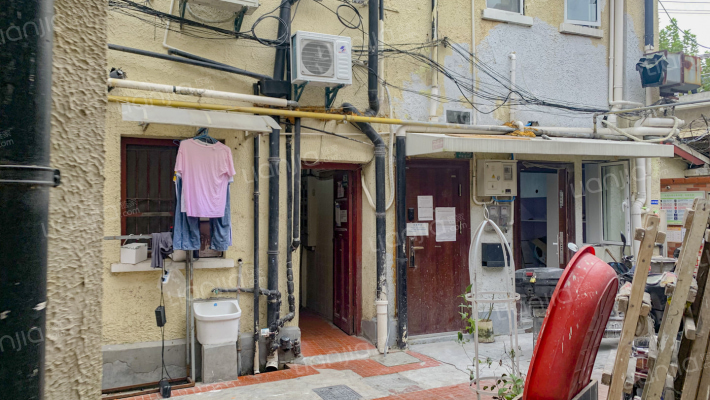 万航渡路455弄外景图