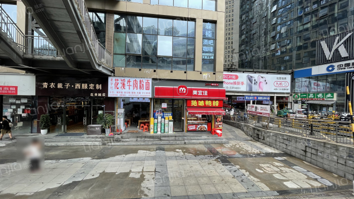 贵阳国际中心1号外景图