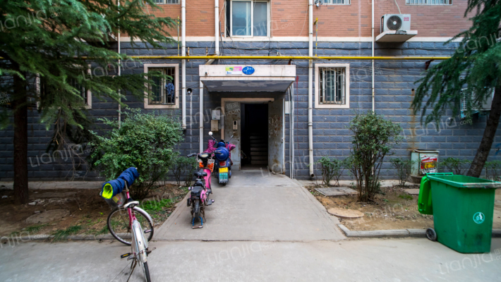 晨光花园外景图