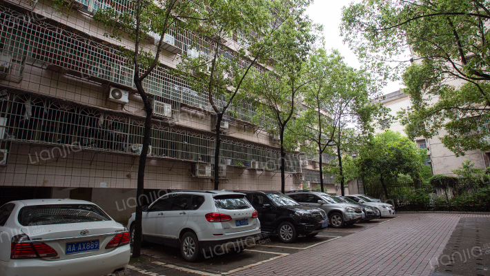 国土局宿舍外景图