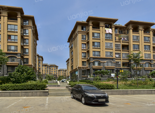 东骏阅山楼盘图片