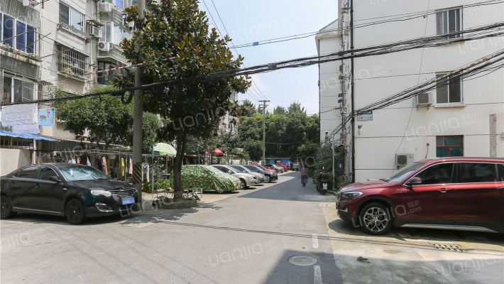 银杏小区外景图