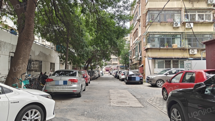 信昌大楼外景图