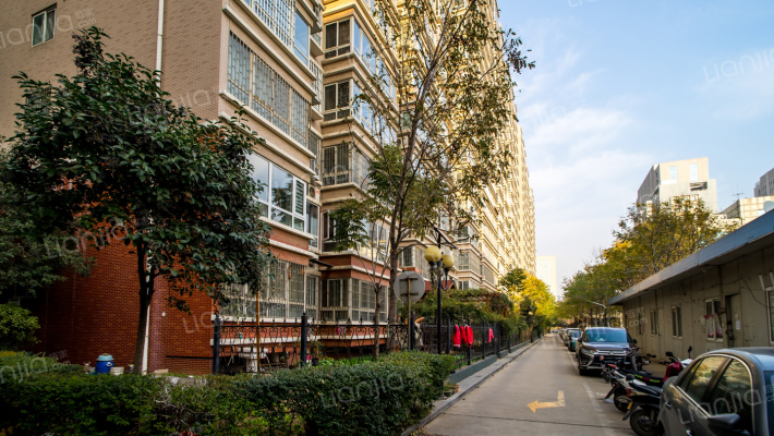 金泰小区外景图