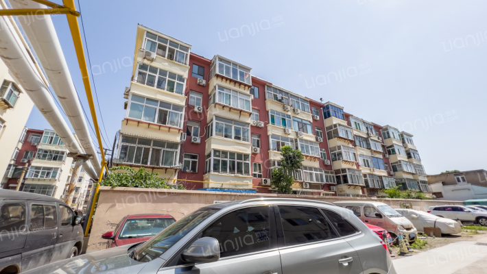 闫铁宿舍外景图