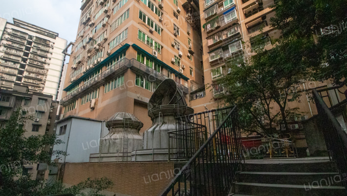 世源大厦外景图