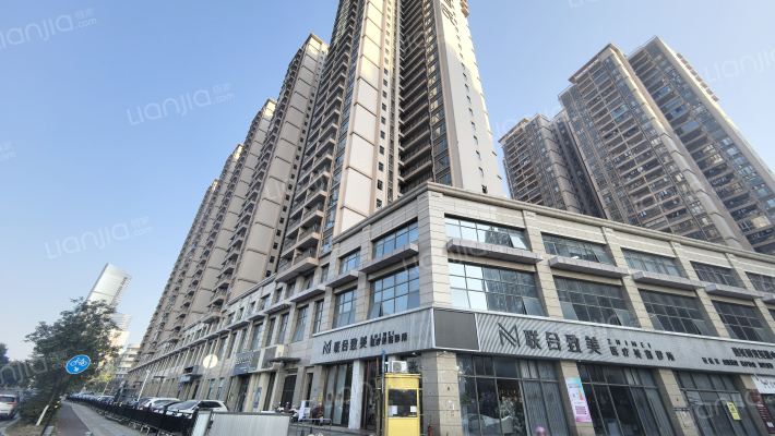 惠百氏广场外景图