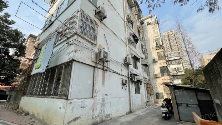 五十中宿舍外景图