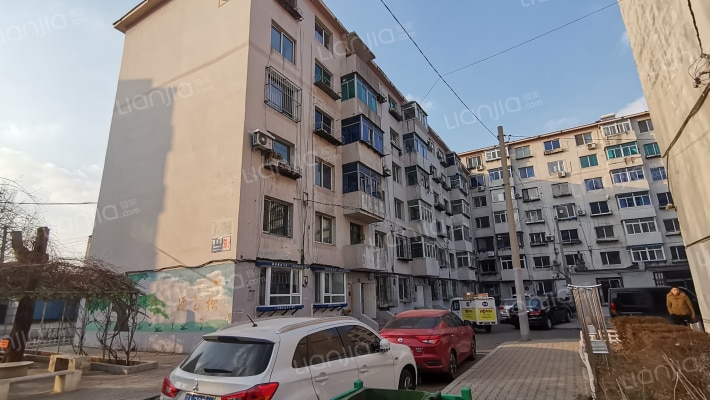 西湖小区外景图