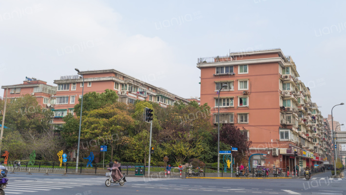 环城公寓外景图