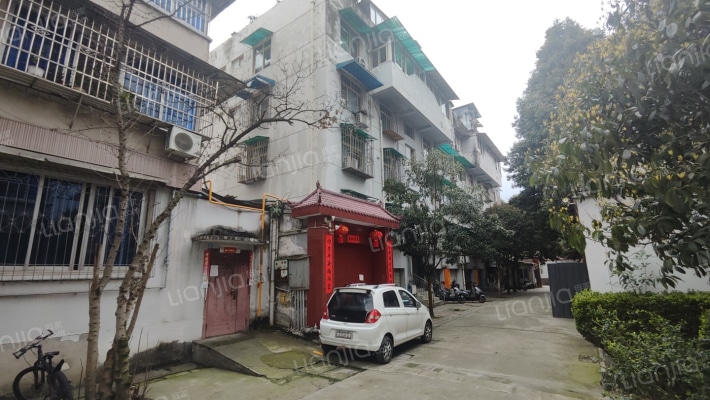 建材天林大院外景图