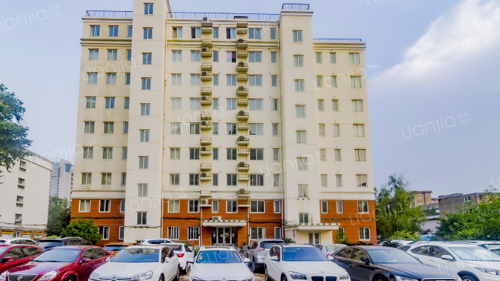 工业大学宿舍外景图