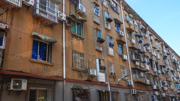 后桶巷（铁路三村）外景图