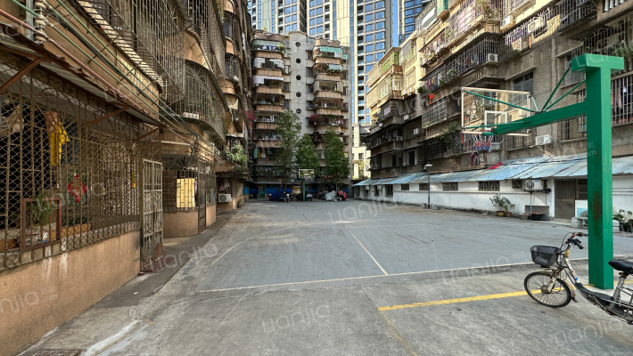 食出小区外景图