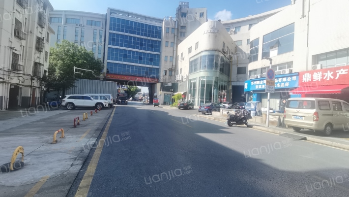 亨通广场外景图