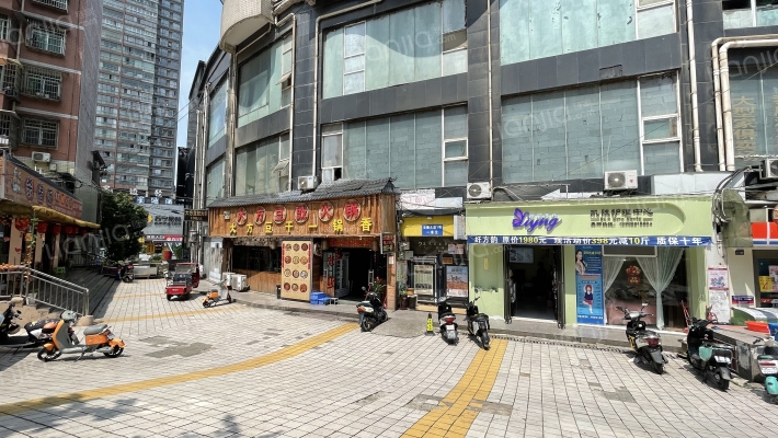 东方广场外景图