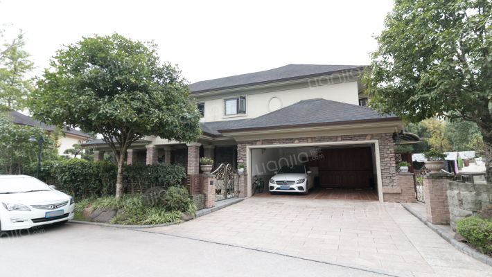 常青藤人文别墅外景图