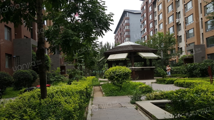 香域蓝山外景图